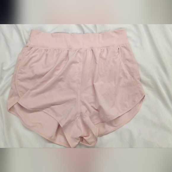 CRZ YOGA Pants - CRZ YOGA Pink Fully Lined Athletic Shorts Size M Like New